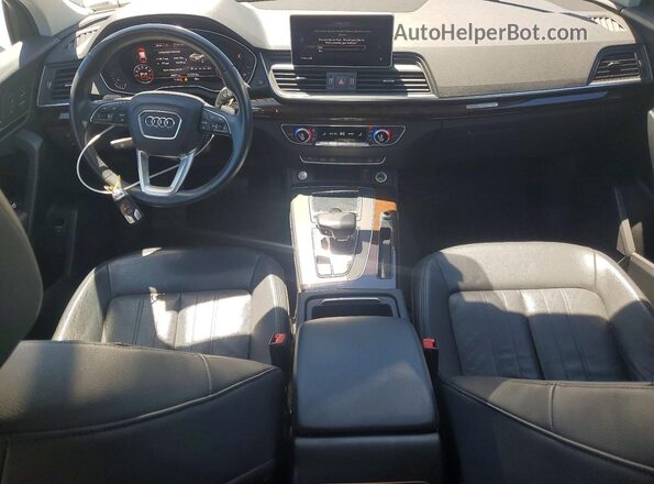 WA1ANAFY6J2216668 2018 AUDI Q5 Black Առջևի վահանակի տեսք