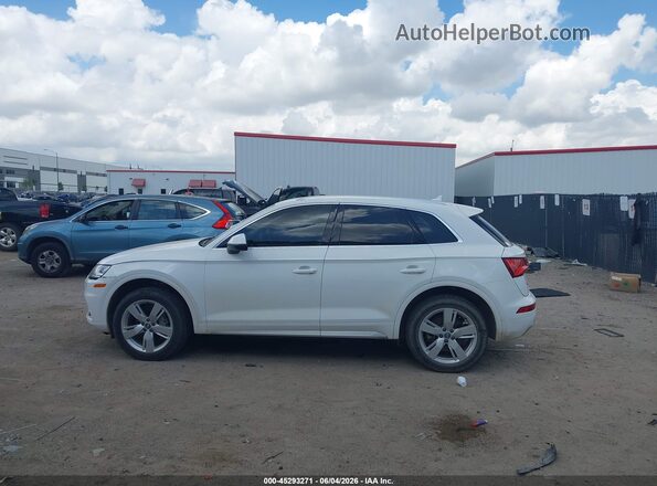 WA1ANAFY7K2050372 2019 AUDI Q5 White Widok wnętrza 360 stopni