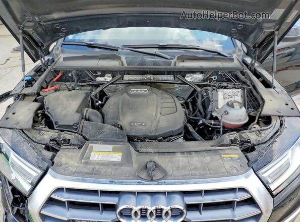 WA1ANAFY7L2053824 2020 AUDI Q5 Black Vista del compartimento del motor