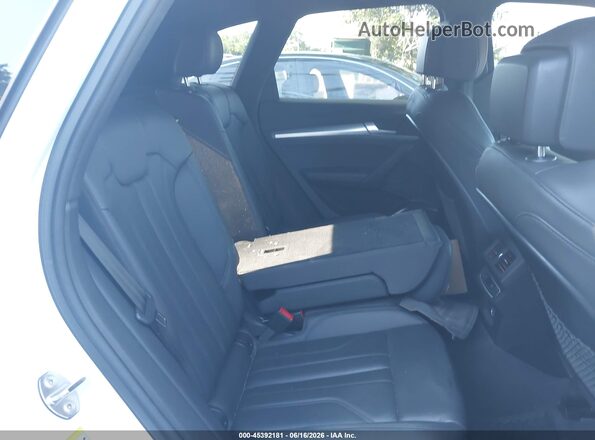 WA1ANAFY7L2091568 2020 AUDI Q5 White VIN sticker view