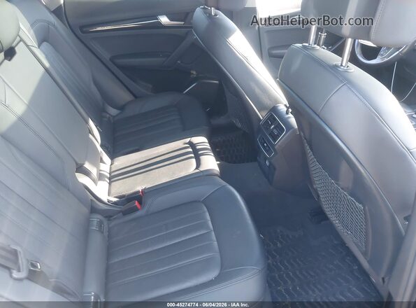 WA1ANAFY8J2248182 2018 AUDI Q5 Gray VIN կոդի պիտակի տեսք