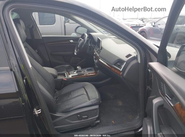 WA1ANAFY9J2014200 2018 AUDI Q5 Black წინა სალონის ხედი