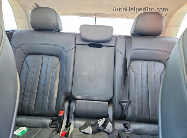 WA1ANAFYXK2052276 2019 AUDI Q5 Charcoal Вид задніх сидінь
