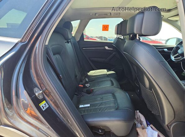 WA1ANAFYXK2052276 2019 AUDI Q5 Charcoal Вид задньої частини салону