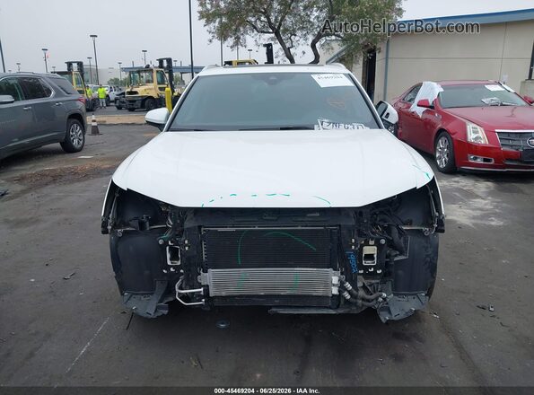 WA1AUCF34M1107980 2021 AUDI Q3 White Rear interior view