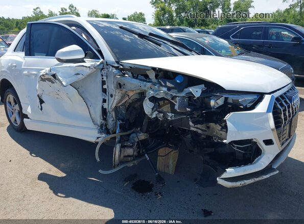 WA1AUCF3XM1096645 2021 AUDI Q3 White Widok z przodu