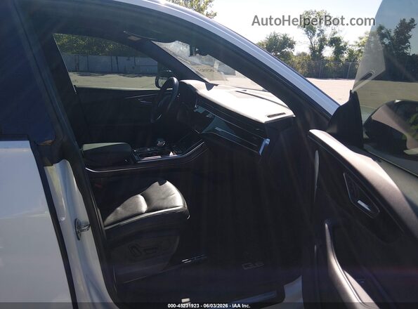 WA1AVAF12MD017273 2021 AUDI Q8 White Vista interior delantera