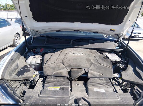 WA1AVAF12MD017273 2021 AUDI Q8 White Vista trasera