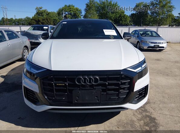 WA1AVAF12MD017273 2021 AUDI Q8 White Vista del cuadro de instrumentos