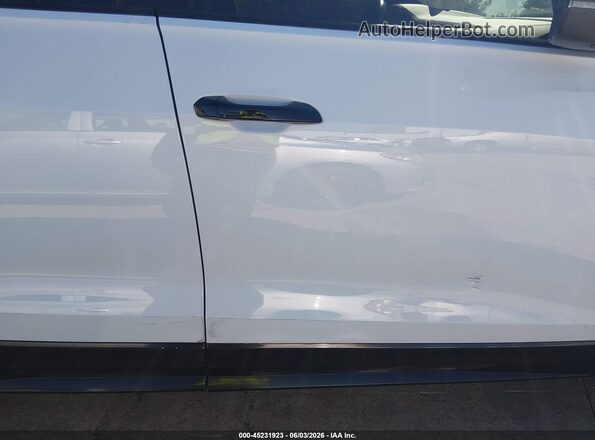 WA1AVAF12MD017273 2021 AUDI Q8 White Vista frontal