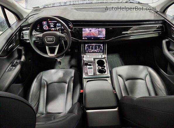 WA1AXBF74ND014722 2022 AUDI Q7 Silver Вид панелі приладів