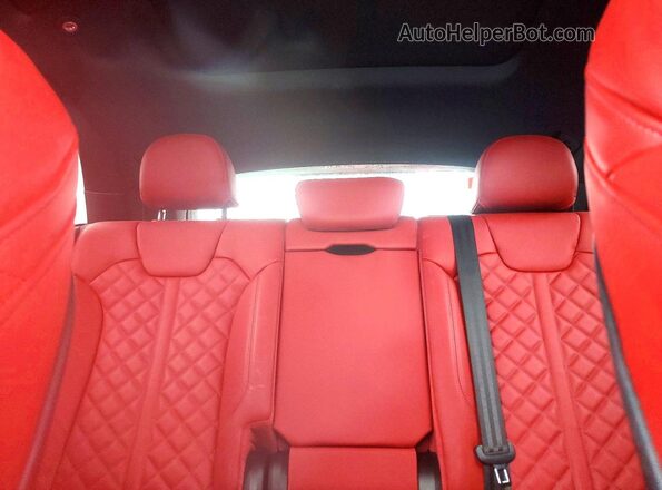WA1B4AFY1P2178315 2023 AUDI SQ5 White Vista de los asientos traseros