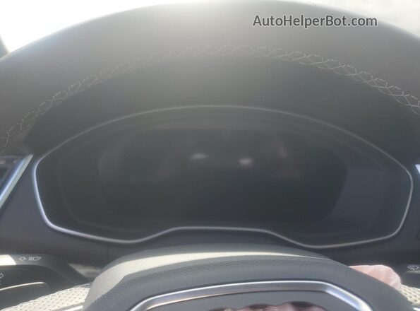 WA1B4AFY2R2152115 2024 AUDI SQ5 Gray Սարքավորումների վահանակի տեսք