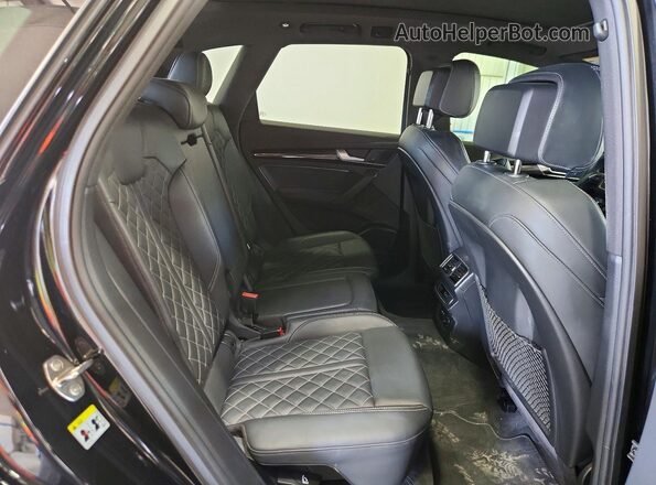 WA1B4AFY8K2081735 2019 AUDI SQ5 Black Սալոնի հետևի տեսք