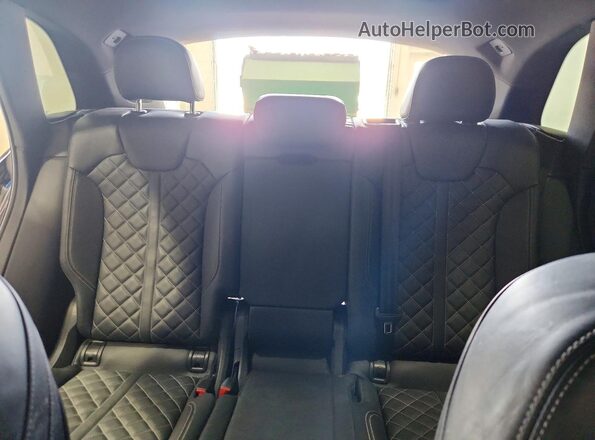 WA1B4AFY8K2081735 2019 AUDI SQ5 Black Հետևի նստատեղերի տեսք