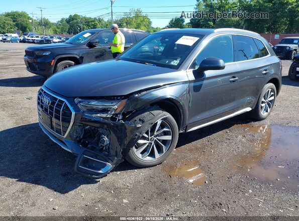 WA1BAAFY3M2040487 2021 AUDI Q5 Gray Front left