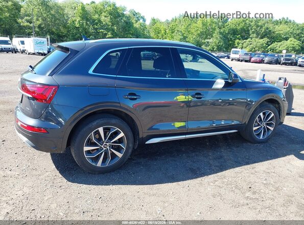 WA1BAAFY3M2040487 2021 AUDI Q5 Gray Rear interior view