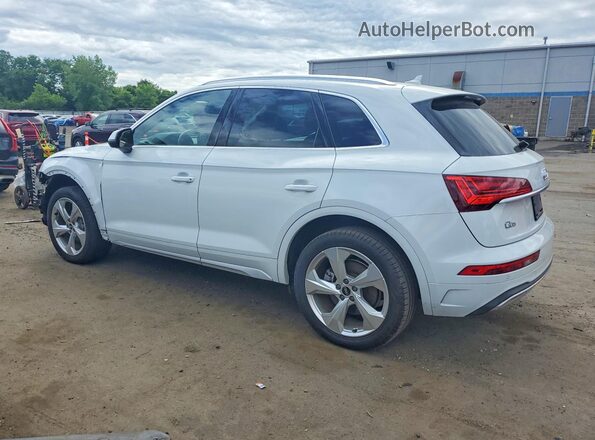 WA1BAAFY3M2090774 2021 AUDI Q5 Белый 