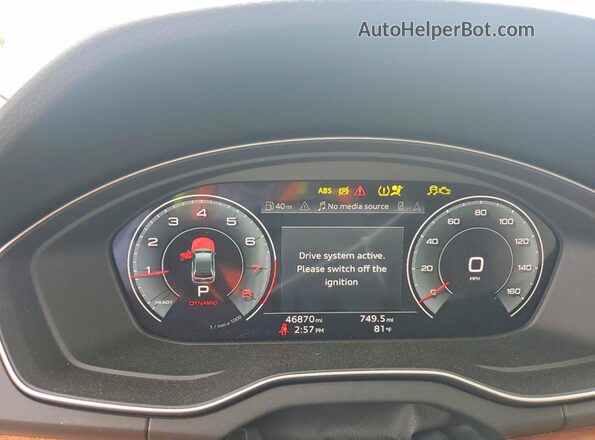 WA1BAAFY3M2090774 2021 AUDI Q5 Белый 