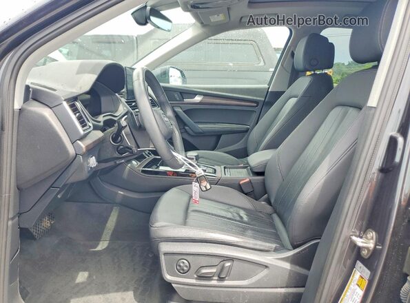 WA1BAAFY7M2018170 2021 AUDI Q5 Gray Вид салону спереду