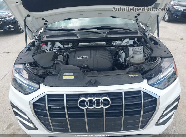 WA1BAAFY8M2018789 2021 AUDI Q5 White უკანა ხედი