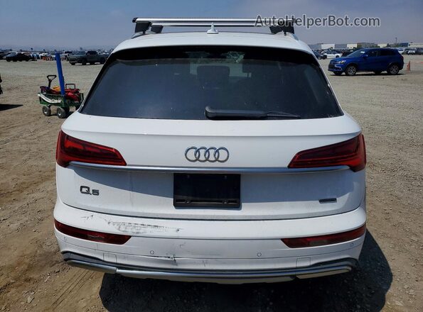 WA1BAAFY9M2019448 2021 AUDI Q5 Белый Вид сзади