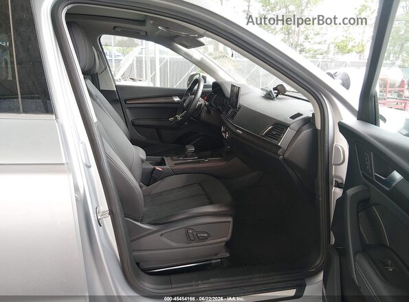WA1BBAFY1P2007988 2023 AUDI Q5 Silver Սալոնի դիմացի տեսք