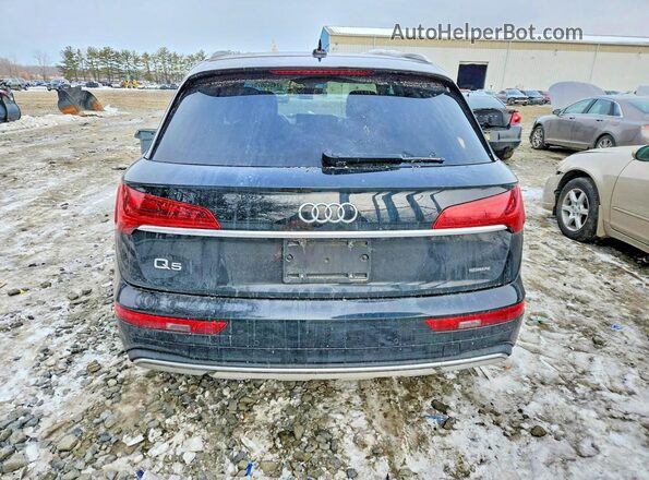 WA1BBAFY7N2120521 2022 AUDI Q5 Black Widok z tyłu