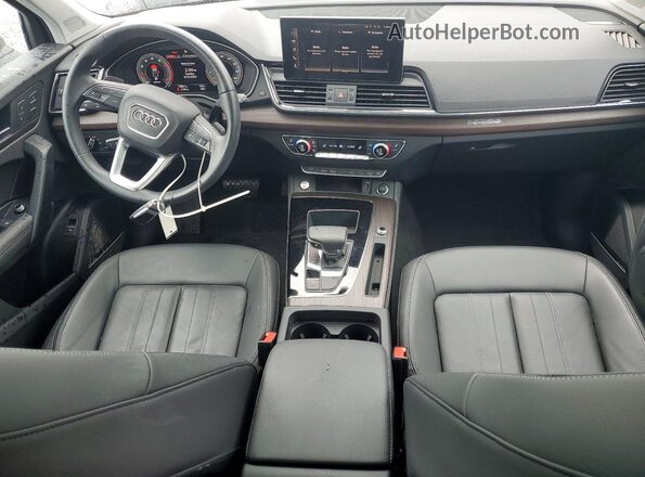 WA1BBAFY7R2057751 2024 AUDI Q5 White Dashboard view