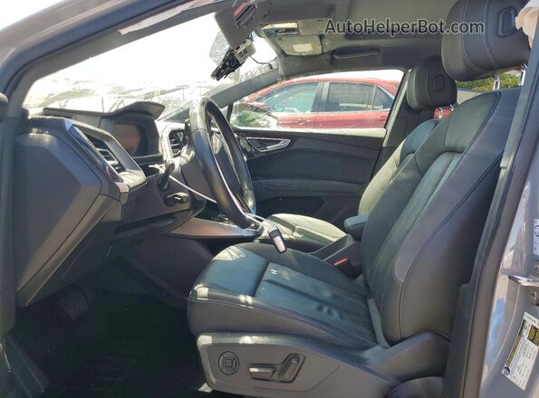 WA1BCBFZ0PP022318 2023 AUDI Q4 Gray 