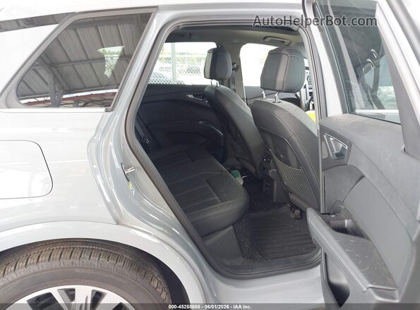 WA1BCBFZ5PP050048 2023 AUDI Q4 Gray VIN კოდის სტიკერის ხედი