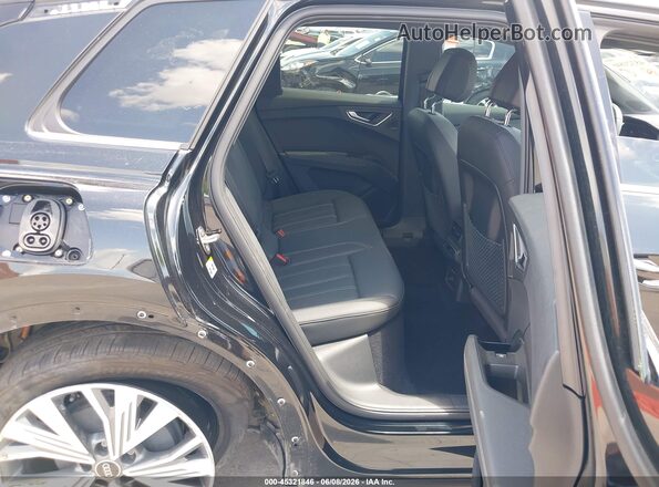 WA1BCBFZ6PP024543 2023 AUDI Q4 Black VIN კოდის სტიკერის ხედი