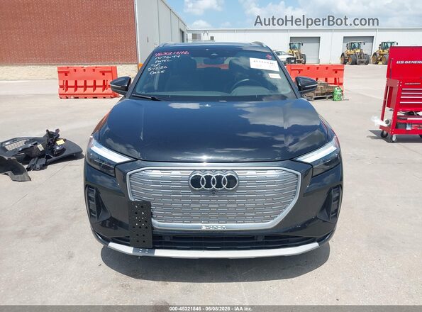 WA1BCBFZ6PP024543 2023 AUDI Q4 Black უკანა სალონის ხედი