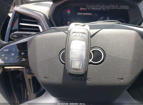 WA1BCBFZ6PP024543 2023 AUDI Q4 Black წინა პანელის ხედი