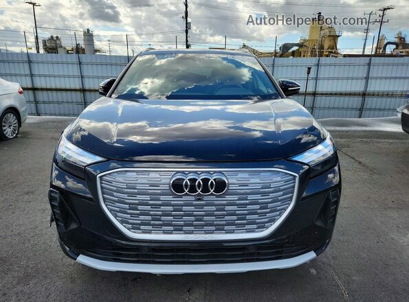 WA1BCBFZXPP028563 2023 AUDI Q4 Черный 
