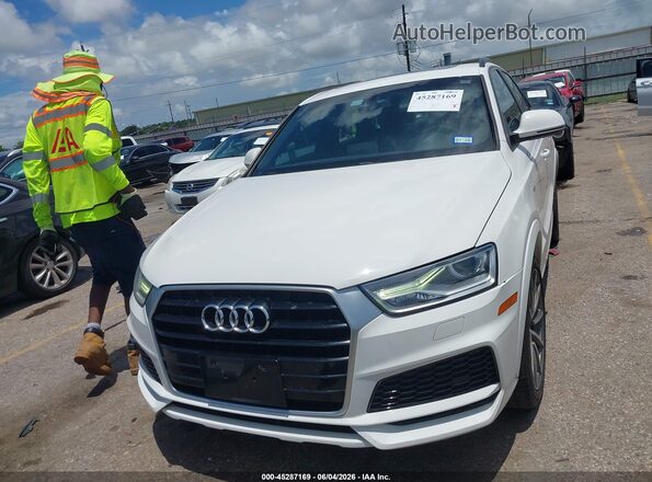 WA1BCCFS0JR033291 2018 AUDI Q3 White Вид щитка приладів