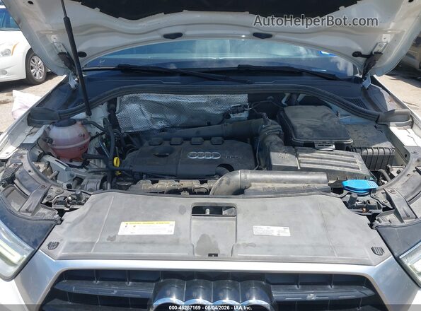 WA1BCCFS0JR033291 2018 AUDI Q3 White Вид ззаду