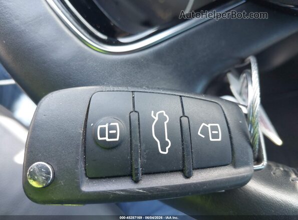 WA1BCCFS0JR033291 2018 AUDI Q3 White Вид панелі приладів