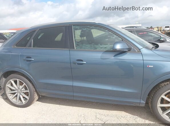 WA1BCCFS2JR005993 2018 AUDI Q3 Синий Вид задней части салона