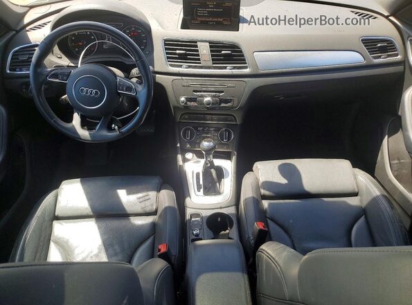 WA1BCCFS2JR012765 2018 AUDI Q3 Blue Widok deski rozdzielczej