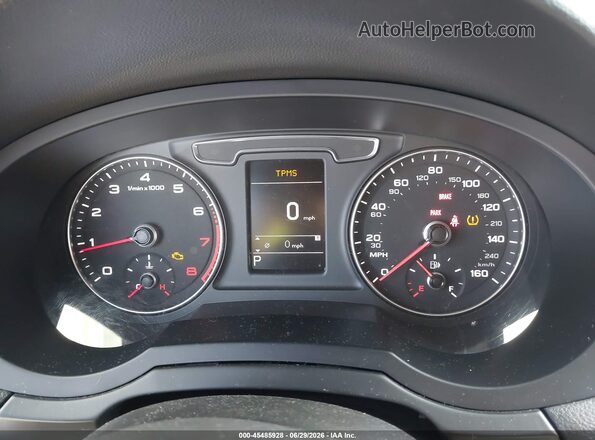 WA1BCCFS3JR014153 2018 AUDI Q3 White Widok tylnych siedzeń