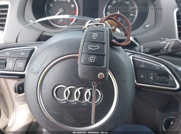 WA1BCCFS4HR015970 2017 AUDI Q3 Белый Вид панели приборов