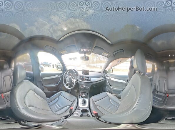 WA1BCCFS5JR034016 2018 AUDI Q3 Black Widok wnętrza 360 stopni