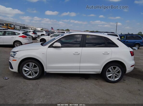 WA1BCCFS6JR018343 2018 AUDI Q3 White Widok wnętrza 360 stopni