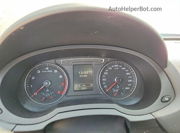 WA1BCCFS9JR023116 2018 AUDI Q3 Black Instrument cluster view
