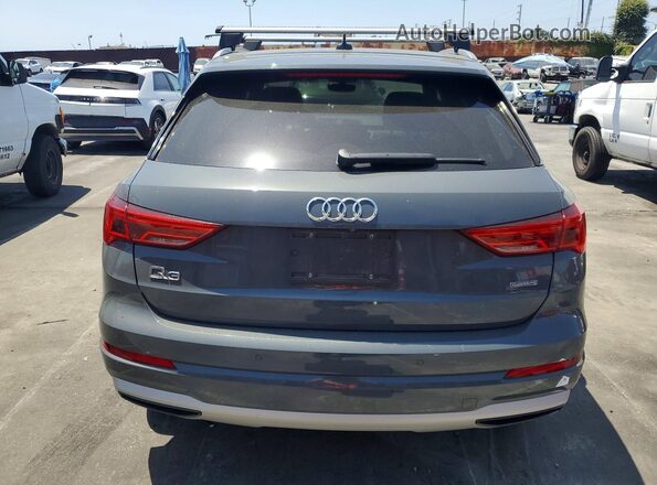 WA1BECF39L1062261 2020 AUDI Q3 Gray Вид ззаду