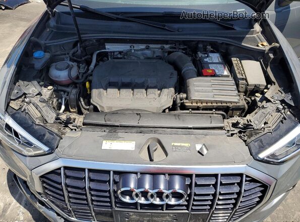 WA1BECF39L1062261 2020 AUDI Q3 Gray Вид задньої частини салону