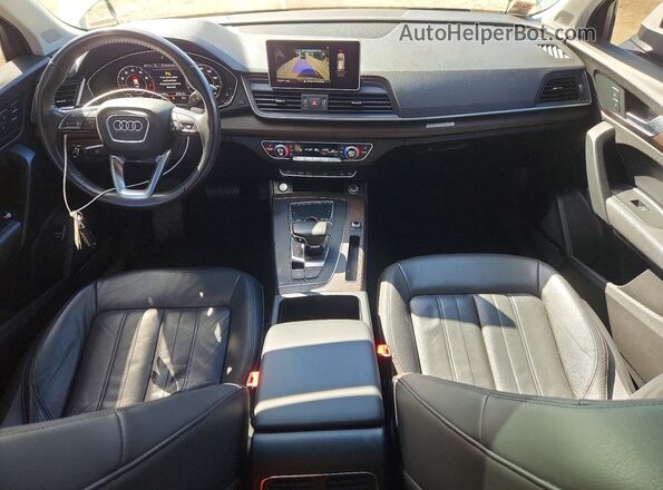 WA1BNAFY1J2016804 2018 AUDI Q5 Белый Вид панели приборов