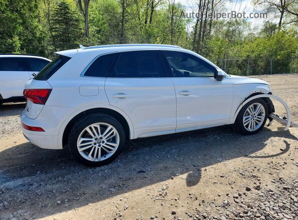 WA1BNAFY1J2016804 2018 AUDI Q5 Белый Задняя правая четверть