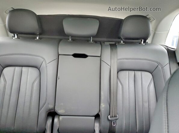 WA1BNAFY1L2005692 2020 AUDI Q5 Черный Вид задних сидений